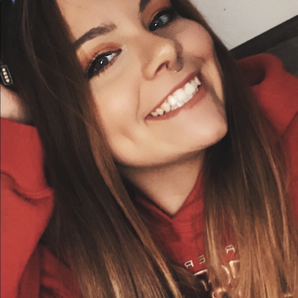 Meet your Posher, Katie